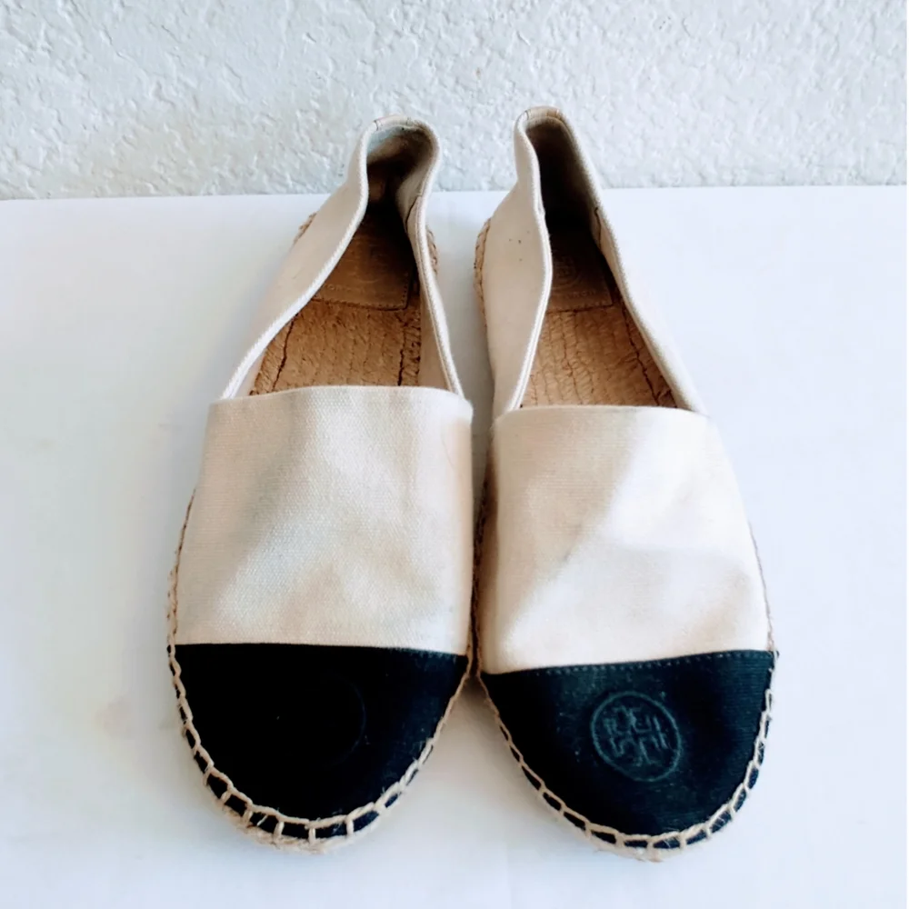 Tory Burch Two-Tone Espadrille Flats in Black and Cream